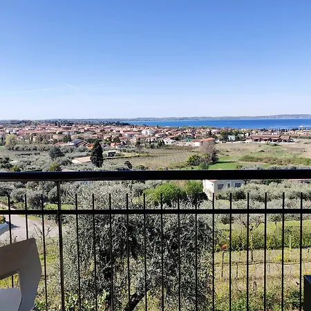 Castello S. Antonio מלון לאזיסה