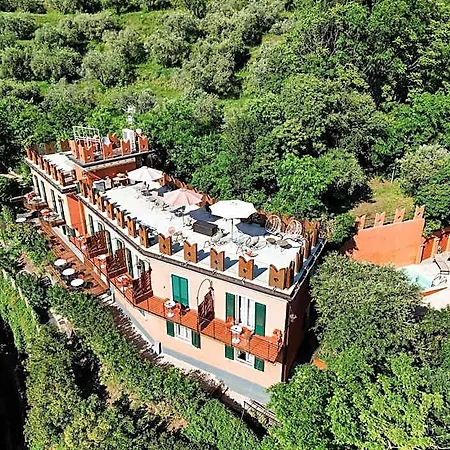 Castello S. Antonio 2*