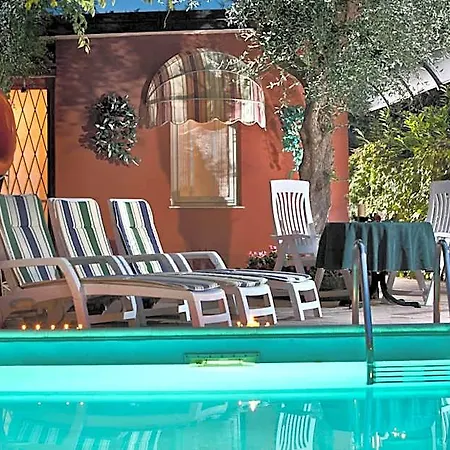 Hotel Castello S. Antonio 2*