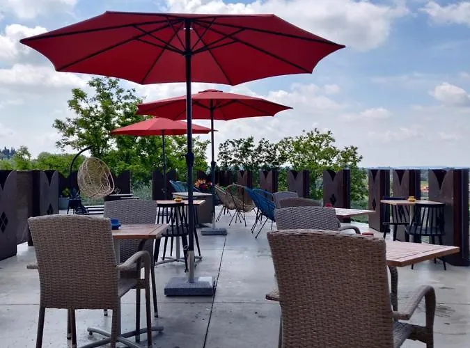 Castello S. Antonio لاتيزي