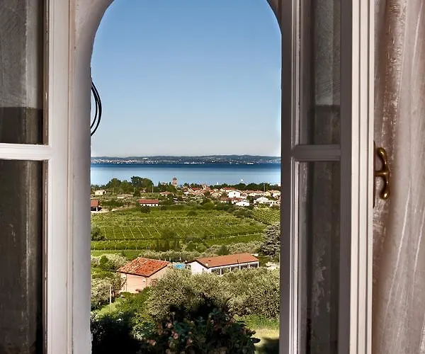 Castello S. Antonio لاتيزي