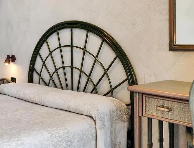 Castello S. Antonio Hotell 2*